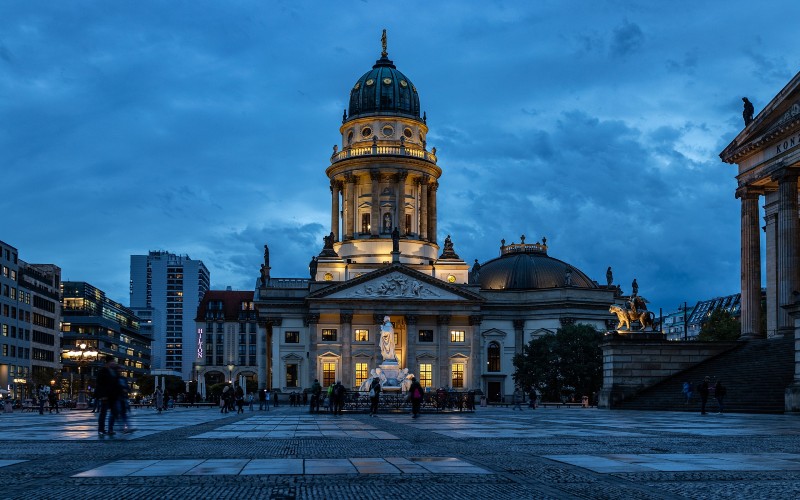 blue-hour-berlin