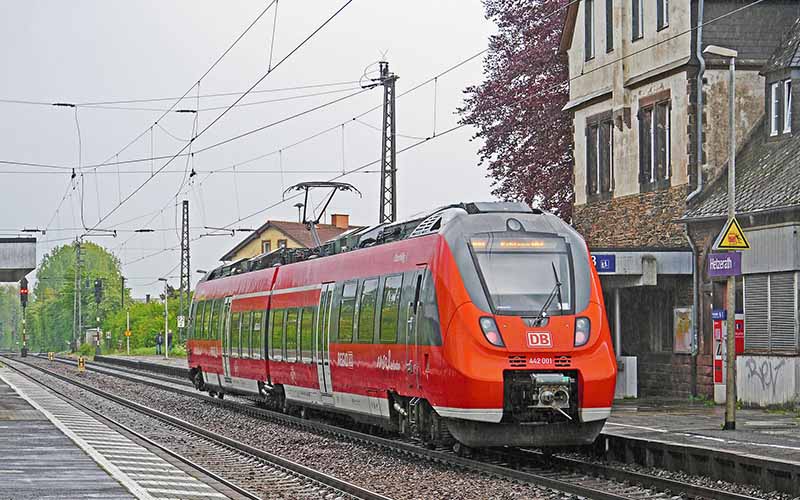  Travel to Moselle Valley by train 