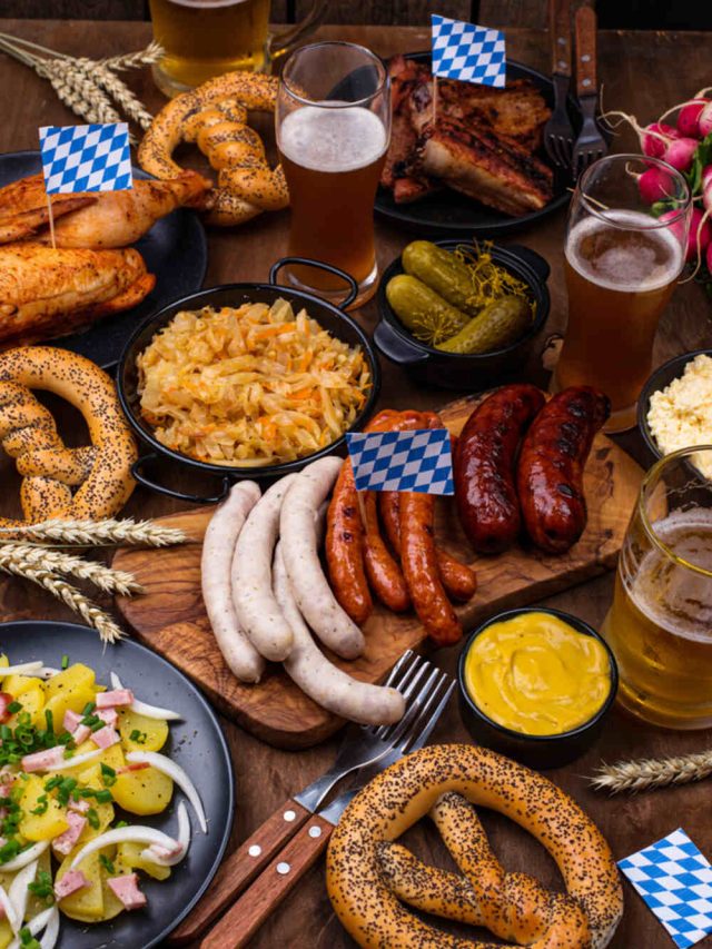20 Traditional Bavarian Cuisine at Oktoberfest: Foodie’s Delight